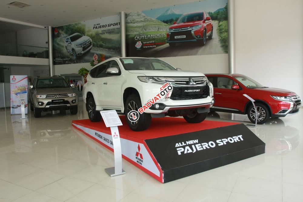 Bán ô tô Mitsubishi Pajero Sport 2017, màu trắng, nhập khẩu nguyên chiếc, Lh Quang 0905596067, giá tốt tại Huế-0