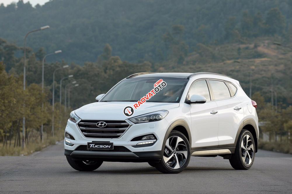 Bán Hyundai Tucson 2.0 AT 2018 bản full xăng, hỗ trợ vay 85% giá trị xe - Hotline: 0935.90.41.41 - 0948.94.55.99-5