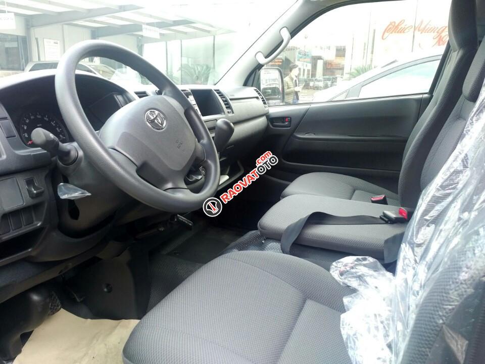 Toyota Hiace - Xe nhập khẩu, 16 chỗ động cơ xăng - Hỗ trợ trả góp - Đại lý Toyota Mỹ Đình/ hotline: 0976112268-13