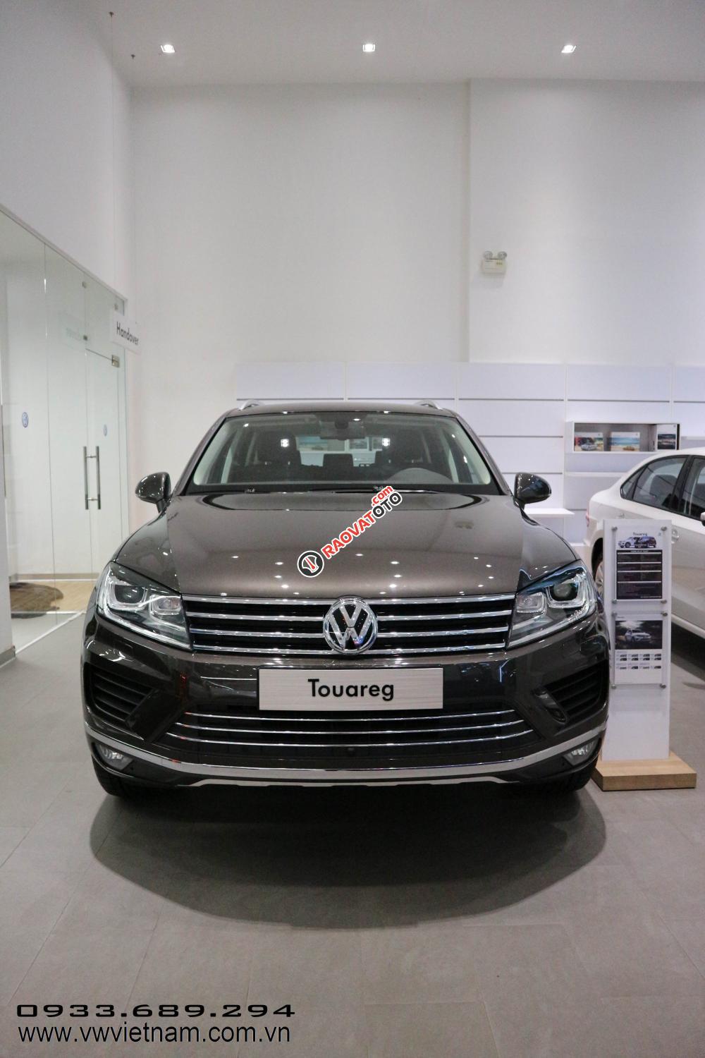 Volkswagen Touareg - SUV đậm chất Đức cho khách hàng ưa thích sự rộng rãi - Hotline 0933689294-5