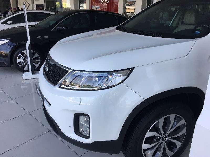 Bán ô tô Kia Sorento đời 2017, màu trắng, nhập khẩu nguyên chiếc-2