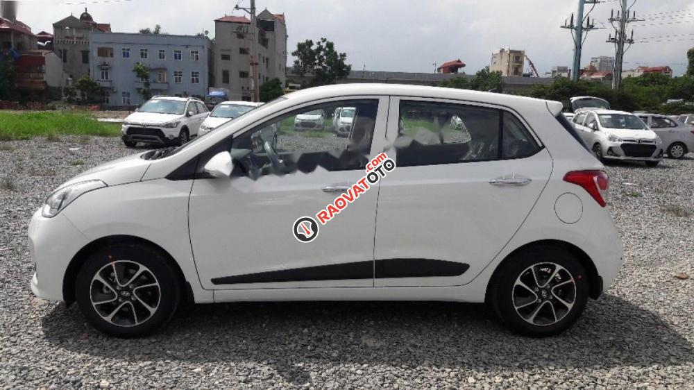 Bán Hyundai Grand i10 1.2 AT đời 2017, màu trắng-3