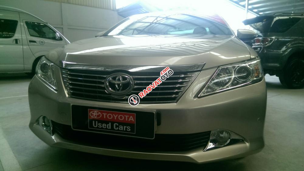 Bán Camry 2.0E 2013 xe đẹp, hỗ trợ vay 70%, lãi suất tốt-0