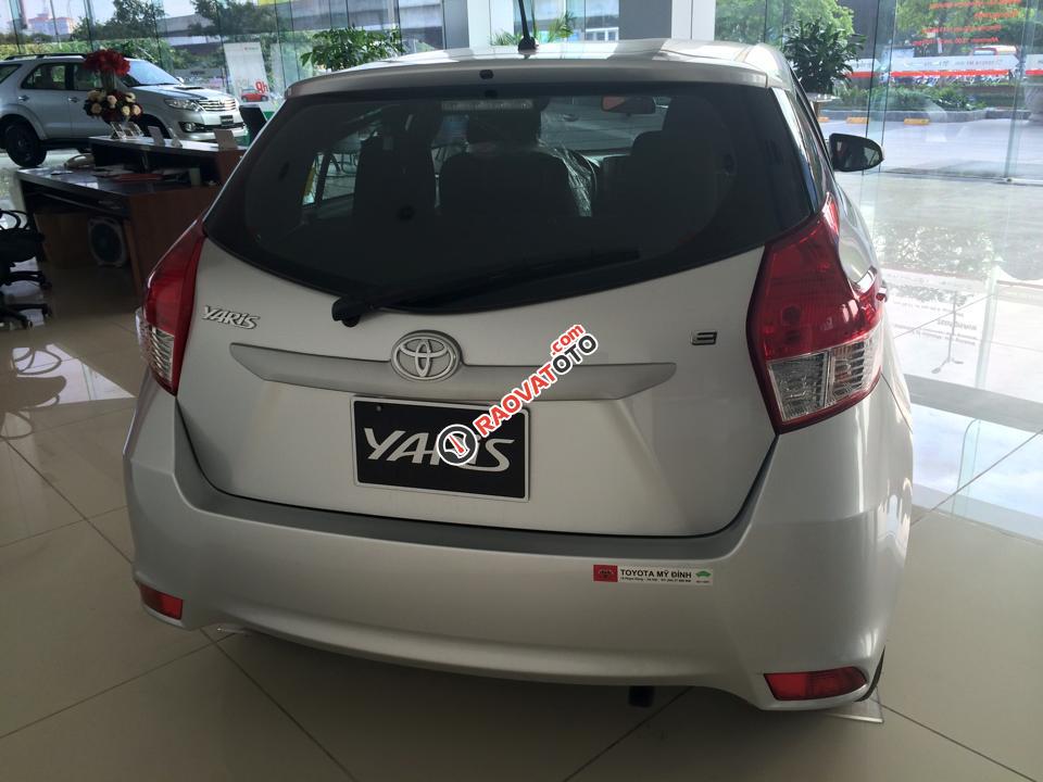 Toyota Mỹ Đình - Toyota Yaris 2017, khuyến mại cực tốt, hỗ trợ làm Uber và Grab, LH: 0976112268-2