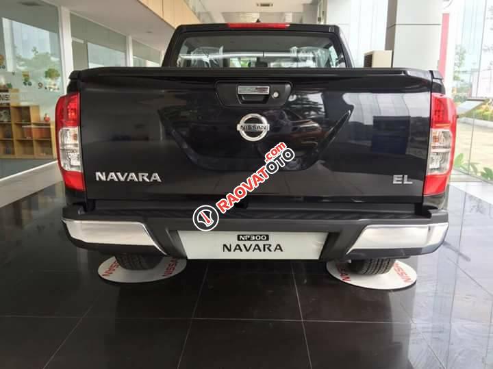 Bán Nissan Navara - khuyến mãi cuối năm hấp dẫn chỉ còn 609tr. Liên hệ: 0915 049 461-1