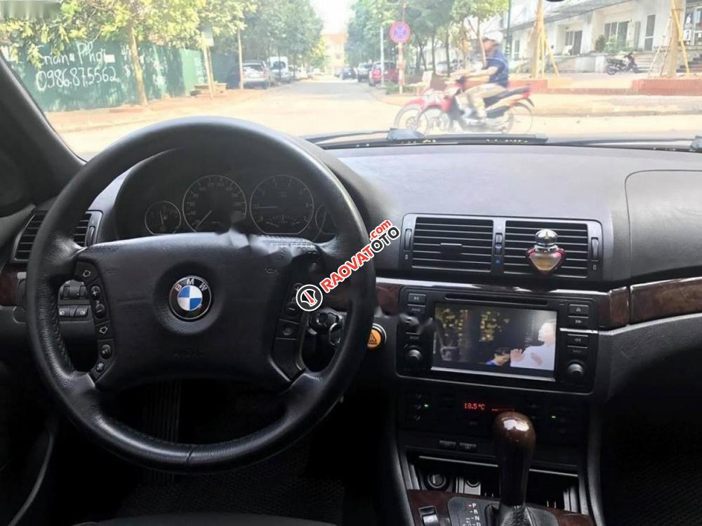 Cần bán xe BMW 3 Series 318i đời 2005, màu bạc số tự động, giá tốt-4