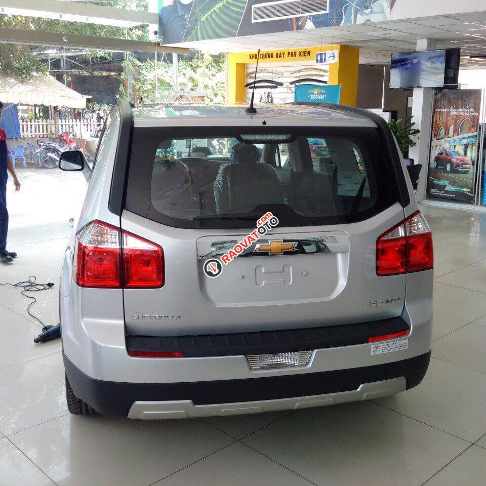 Chevrolet Orlando LT, hỗ trợ vay, trả trước 10%, giao xe tận nhà, giá tốt nhất Nhung 0975768960-4