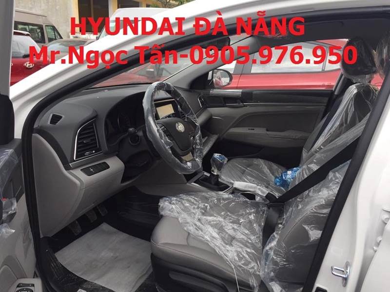 Cần bán xe Hyundai Elantra 1.6 MT 2017, màu trắng, nhập khẩu, giá cạnh tranh-10