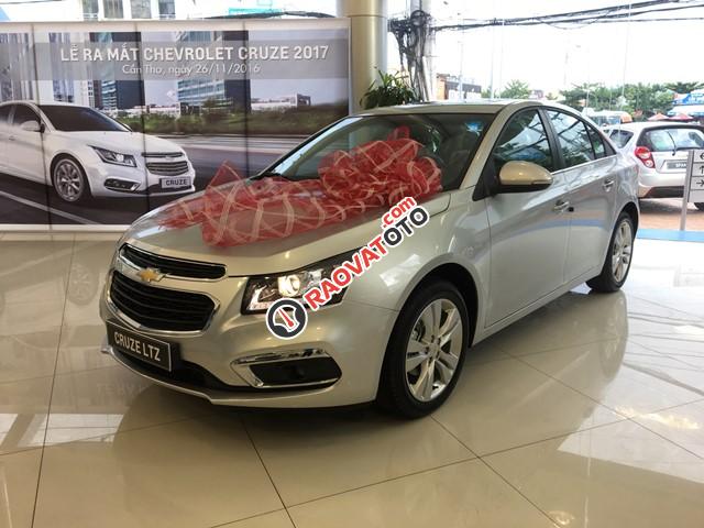 Chevrolet Cruze LTZ, hỗ trợ vay tối đa, chi phí lăn bánh tầm 150 triệu, bảo hành 3 năm, LH Nhung 0907148849-4