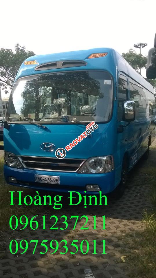 Hyundai County thân dài Tracomeco Limousine call: 0975935011-0