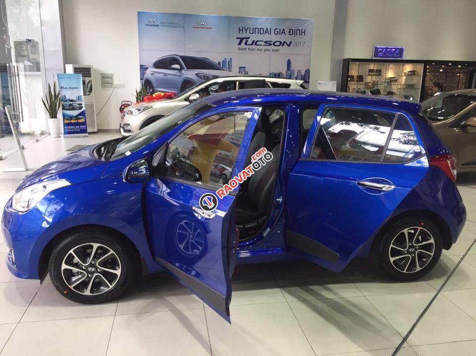 Bán xe Hyundai Grand i10 1.0MT năm 2017, màu xanh lam-0