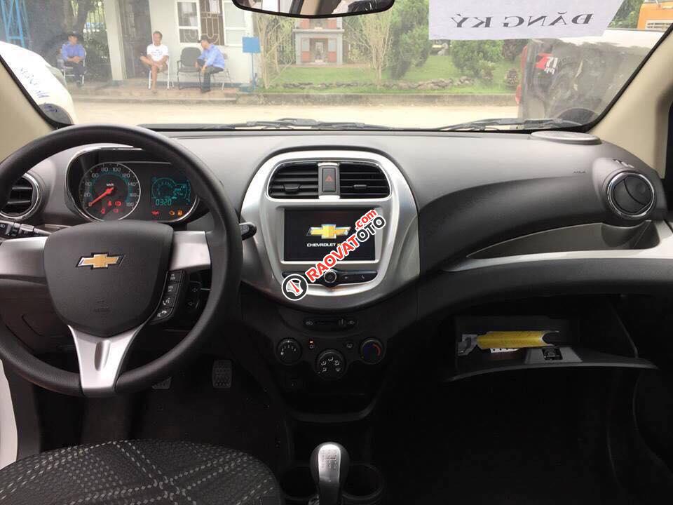 Chevrolet Spark LT 2018, hỗ trợ vay ngân hàng trả trước 88 tr lấy xe, giao xe tận nhà, 0907148849-3