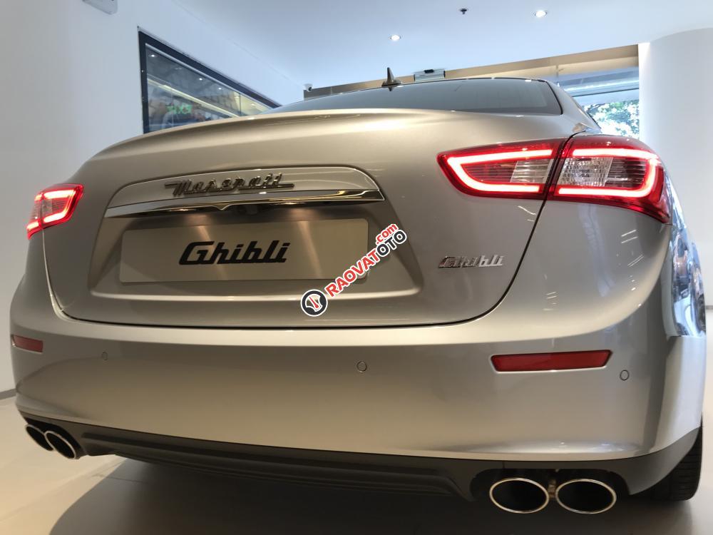 Bán xe Maserati Ghibli đời mới chính hãng, giá tốt nhất, khuyến mãi sốc khi mua xe Maserati-3