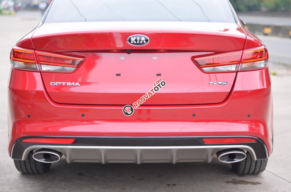 Kia Optima giảm giá cực sốc những ngày cuối năm-10