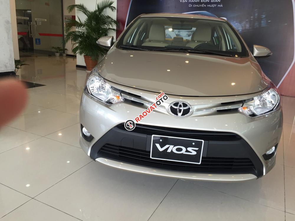 Bán Toyota Vios 1.5E MT đời 2017, mới 100%, giao ngay giá tốt-0