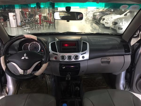 Bán Mitsubishi Triton đời 2009, màu bạc, nhập khẩu, số sàn-8