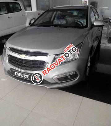 Bán Chevrolet Cruze đời 2017, màu xám, 589 triệu-1