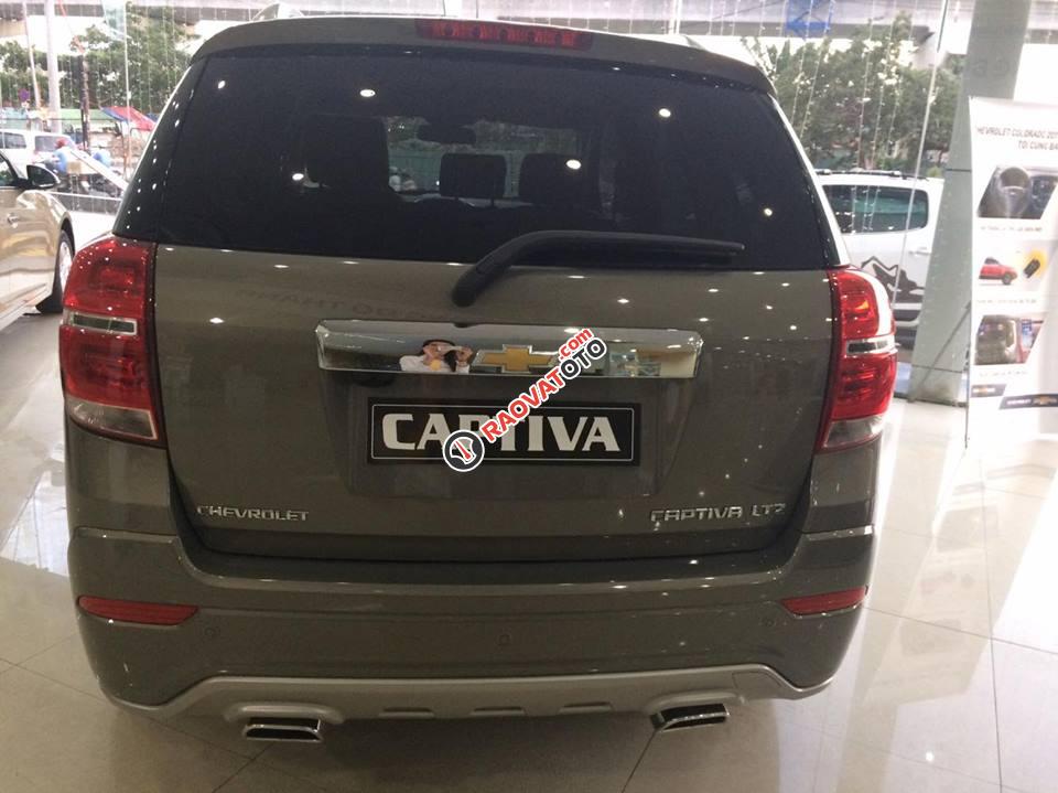 Chevrolet Captiva Revv 2.4L màu nâu, ưu đãi giá tốt - LH: 0945.307.489-1