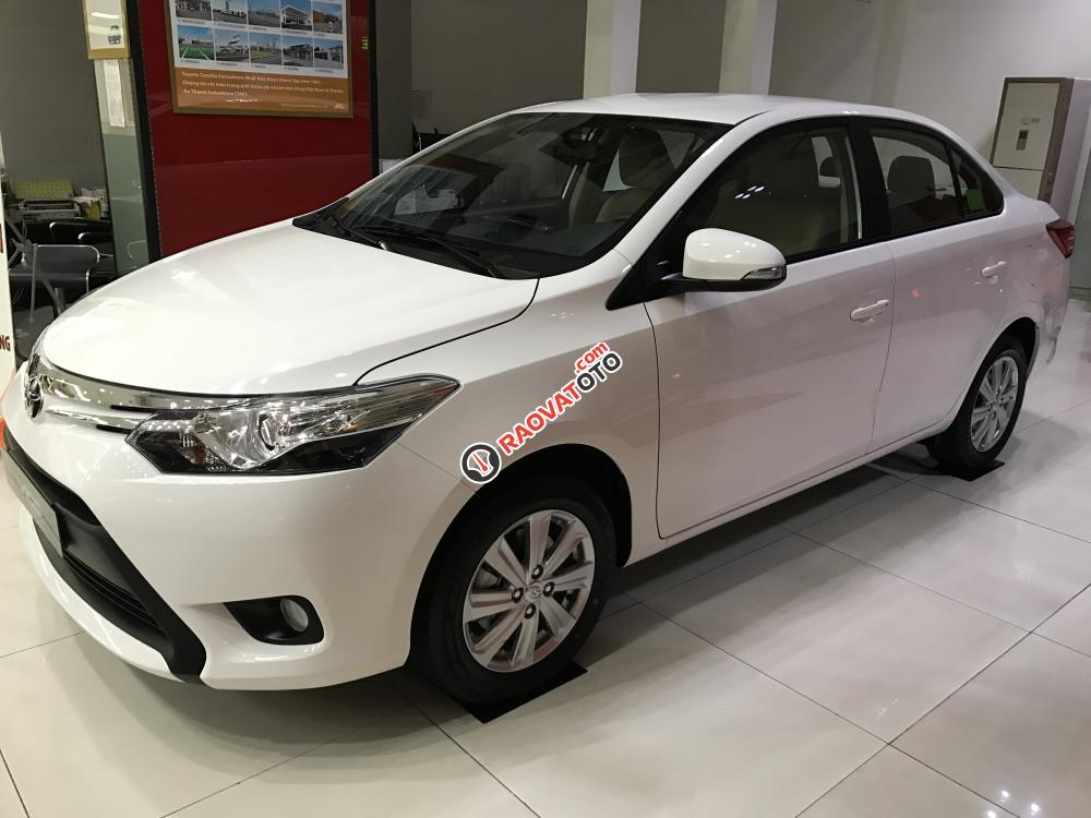 Toyota Vios 1.5G 2017, trả trước 100 triệu nhận xe, trả góp lãi suất 0.49%-2