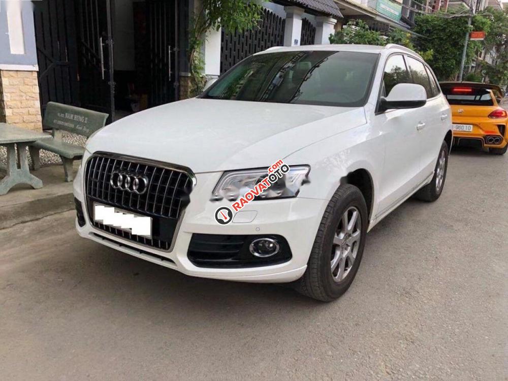 Cần bán gấp Audi Q5 2.0 AT đời 2014, màu trắng, nhập khẩu xe gia đình-1