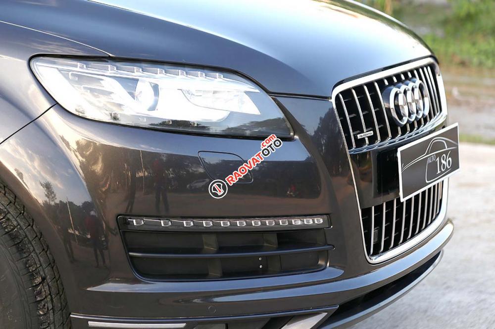 Cần bán Audi Q7 3.6 Quattro Premium đời 2010, màu xám, nhập khẩu-8