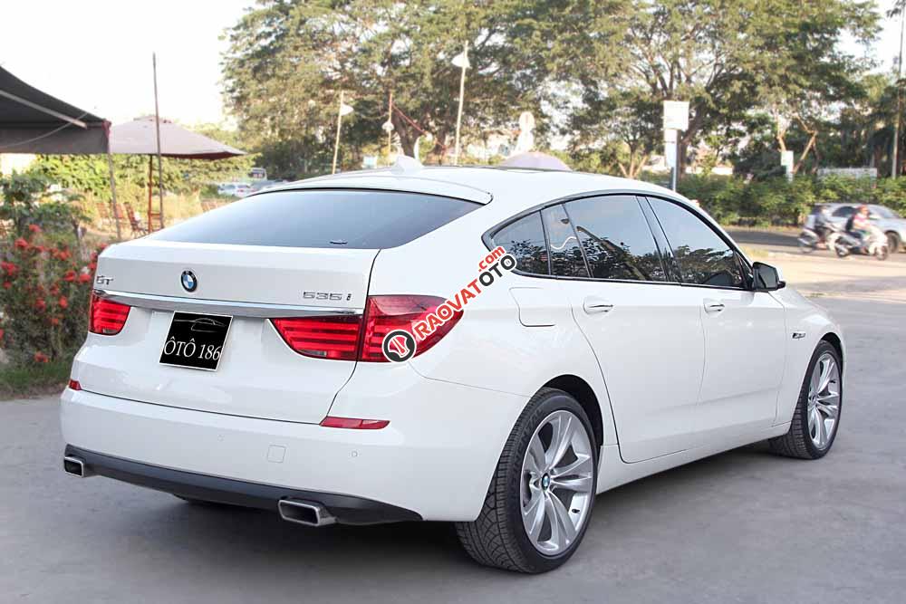 Cần bán BMW 5 Series 535i GT đời 2010, màu trắng, nhập khẩu-6