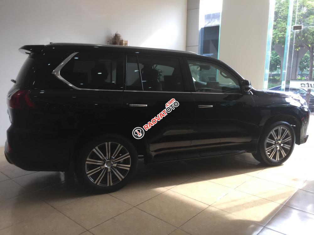 Bán xe Lexus LX 570 năm 2015, màu đen, nhập khẩu nguyên chiếc-2