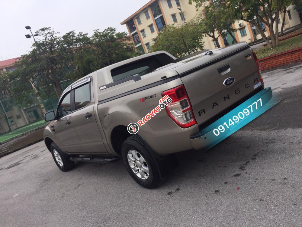 Xe Ford Ranger năm 2014 màu vàng cát, nhập khẩu nguyên chiếc-3