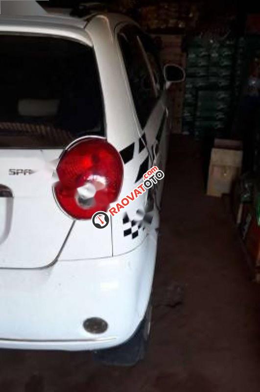 Bán xe Chevrolet Spark LT 0.8 MT đời 2009, màu trắng số sàn-1