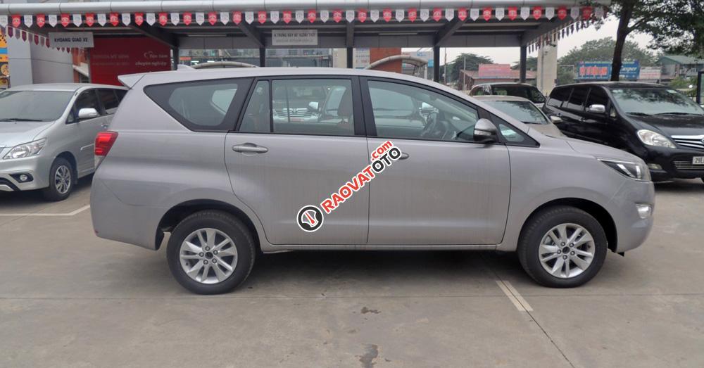 Toyota Innova E đời 2018, giảm giá cực sâu, tặng thêm gói phụ kiện, hỗ trợ mua xe trả góp-1