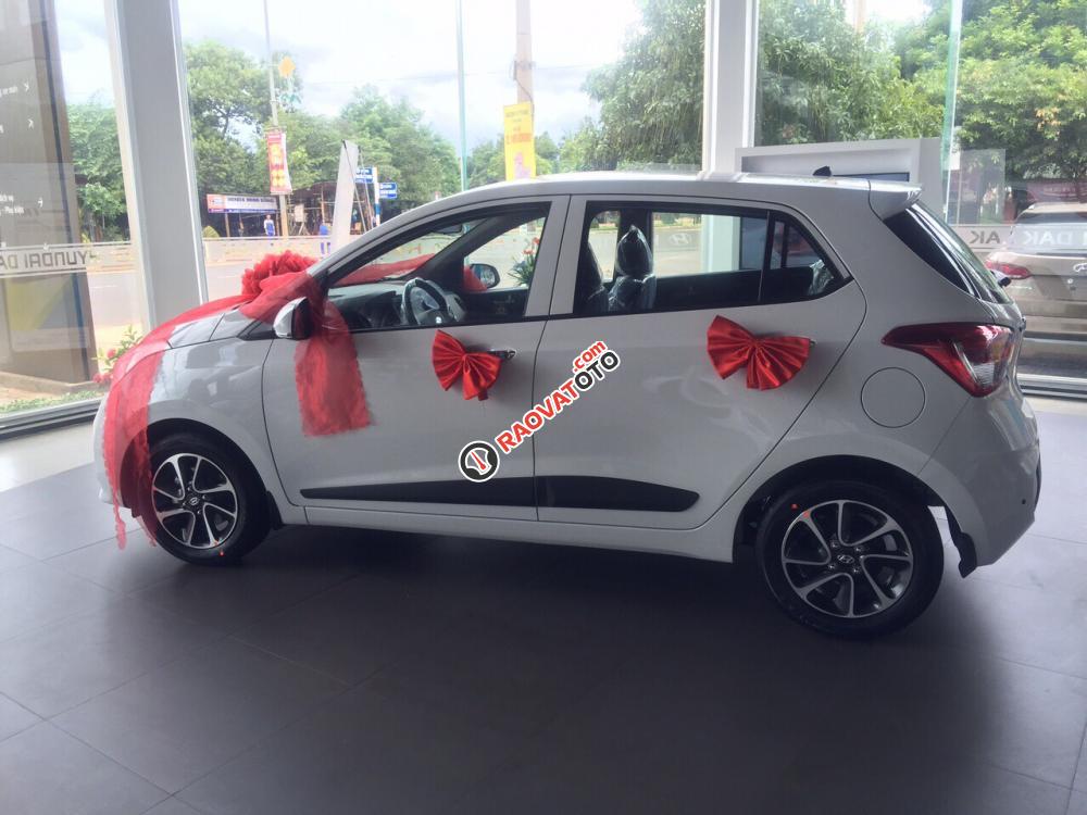 Hyundai i10 đời 2018 1.0 MT giá chỉ 379tr, hỗ trợ vay vốn 80% giá trị xe, có sẵn xe giao, hotline 0935904141 - 094894559-3