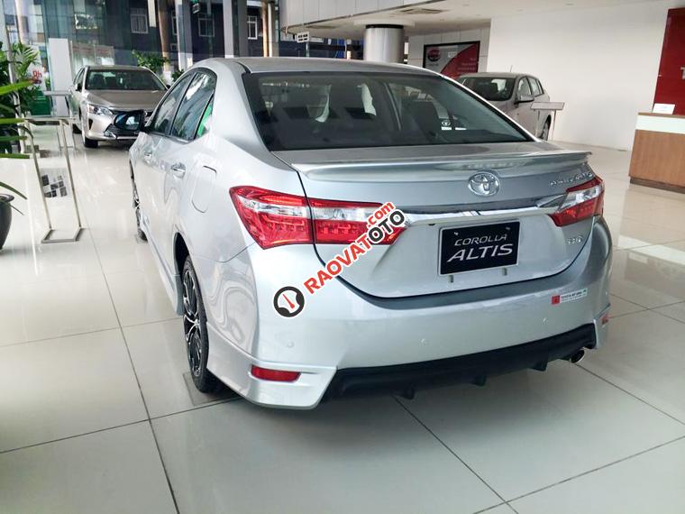 Bán Toyota Corolla Altis 1.8 CVT 2018, mẫu xe toàn cầu, có đủ màu, khuyến mãi lớn, giao xe ngay-13