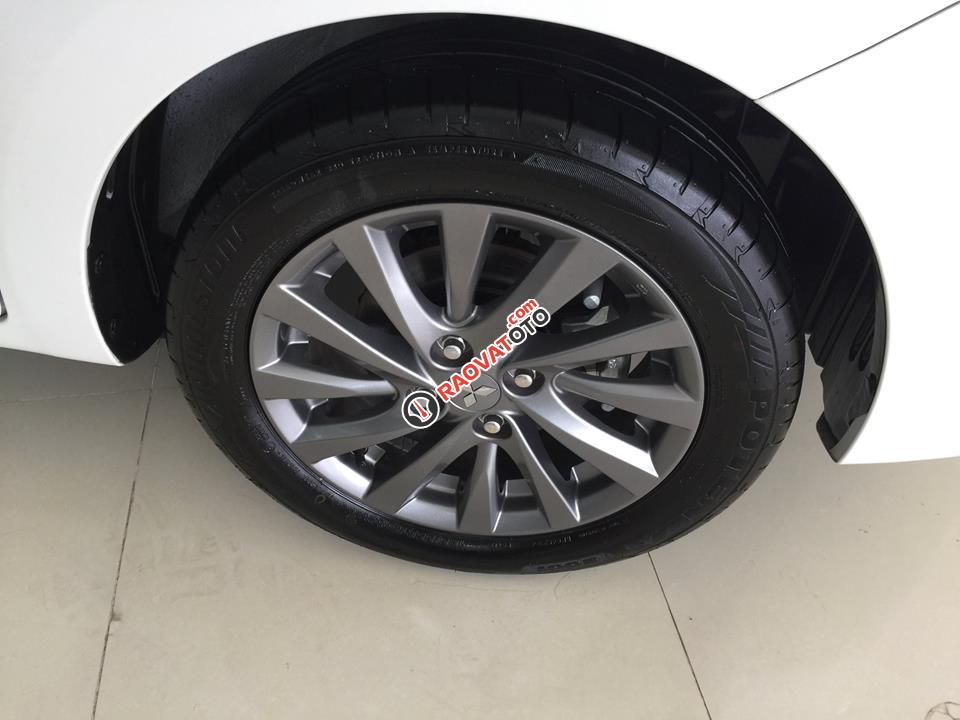 Bán xe Mitsubishi Attrage tại Mitsubishi Quảng Bình có nhiều ưu đãi lớn, giao xe tháng 5/2018. LH 0911 82 1516-14