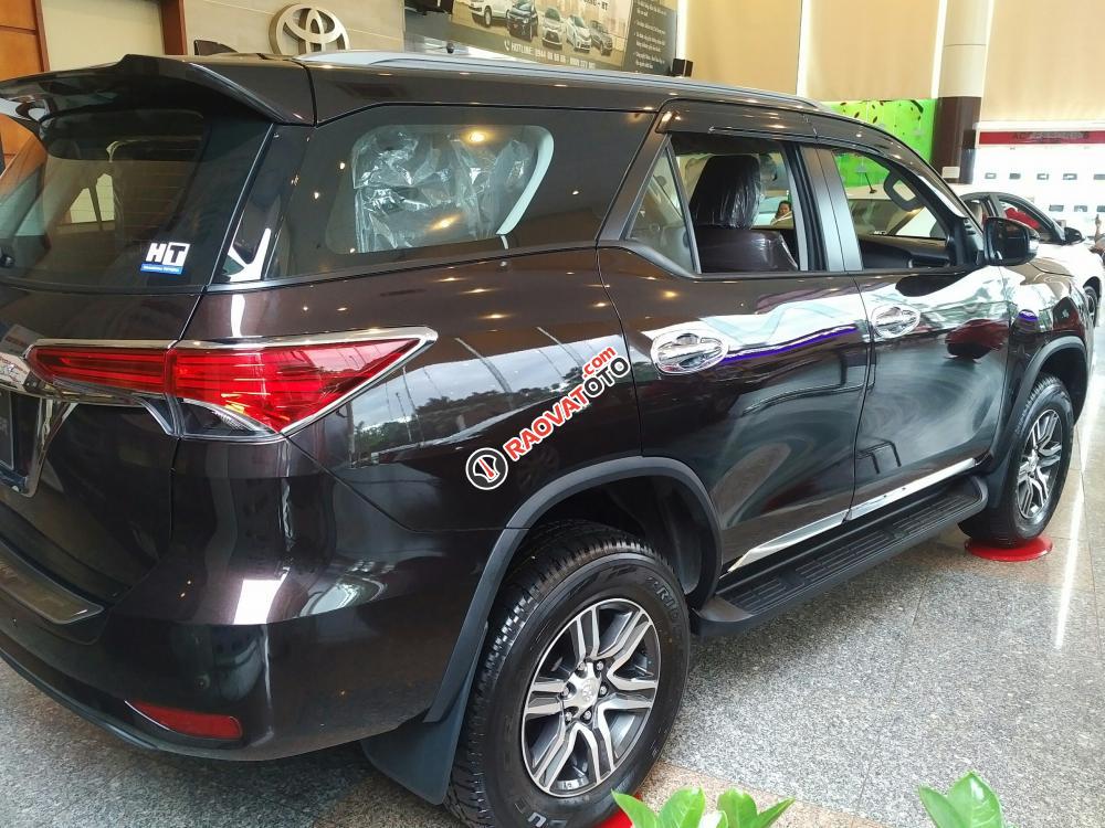 Bán Toyota Fortuner 2.7V (4x2) 2017, nhập khẩu - có xe giao ngay - 350 triệu lấy xe-3