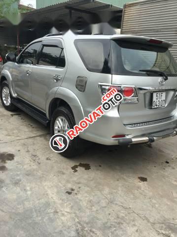 Bán Toyota Fortuner đời 2013, màu bạc -0