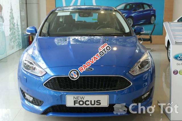 Ford Focus 1.5 Ecoboost Sport hatchback SX 2018, giá hấp dẫn chỉ 6xxx-1