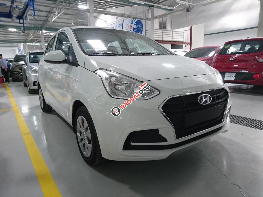 Bán xe Hyundai Grand i10 1.2MT Sedan lắp ráp đời 2018, màu trắng, mua xe chỉ từ 80 triệu đồng, LH: 0904675566-6
