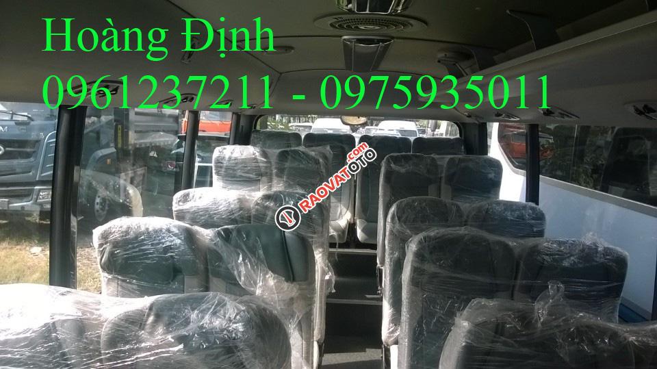 Hyundai County thân dài Tracomeco Limousine call: 0975935011-5