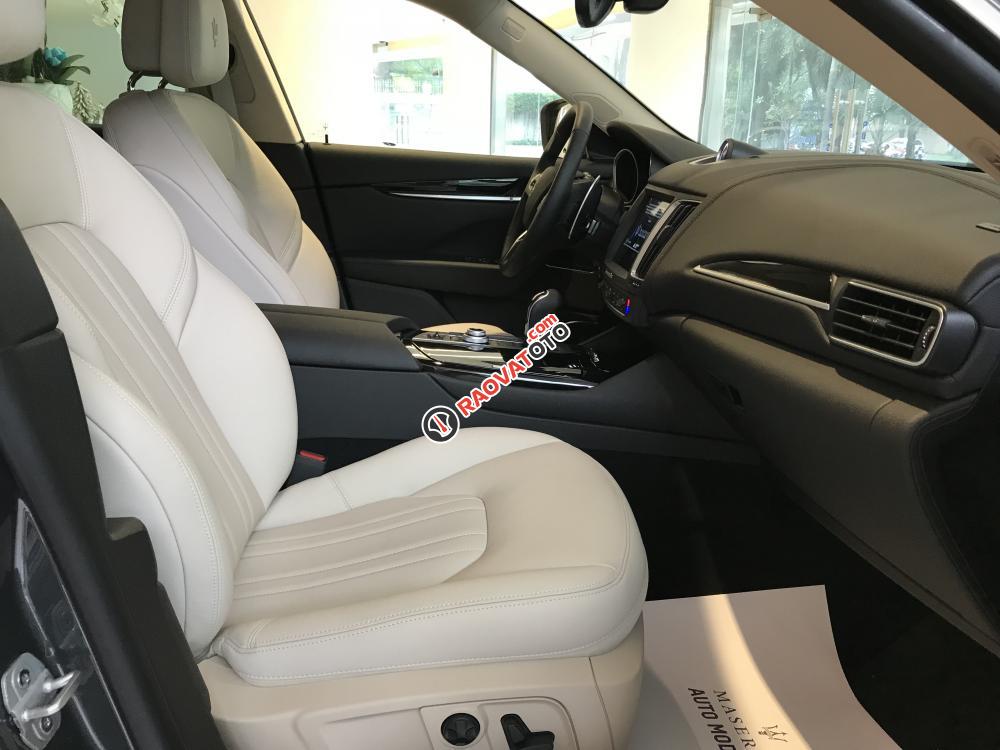 Bán xe Maserati Levante model mới, giá tốt nhất, khuyến mãi khủng khi mua xe Maserati Levante-6