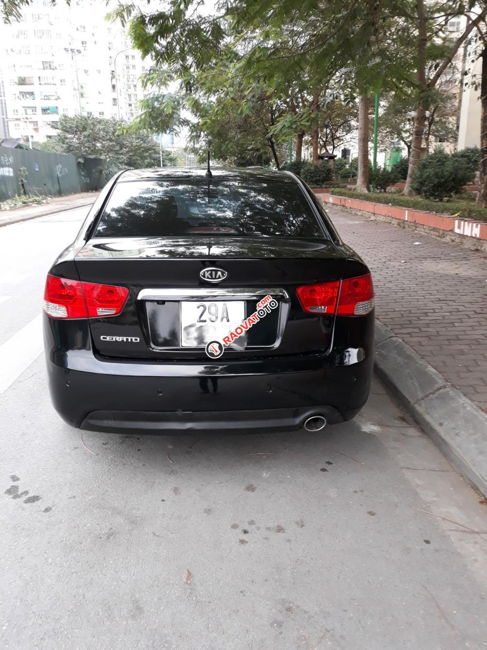 Cần bán Kia Cerato đời 2011, màu đen, nhập khẩu-0