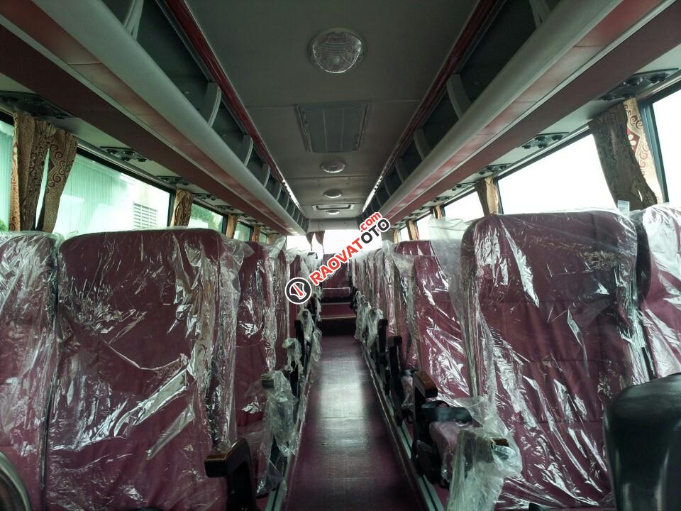 Xe khách 47 ghế ngồi động cơ 380 Yuchai kiểu dáng Universe Noble-0