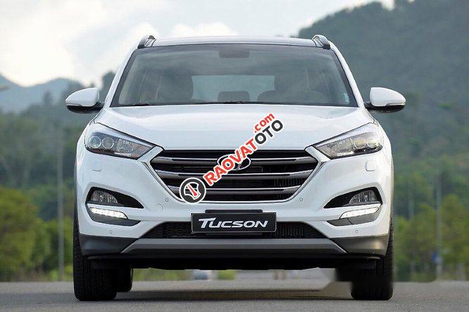 Bán Hyundai Tucson năm 2017, màu trắng-0