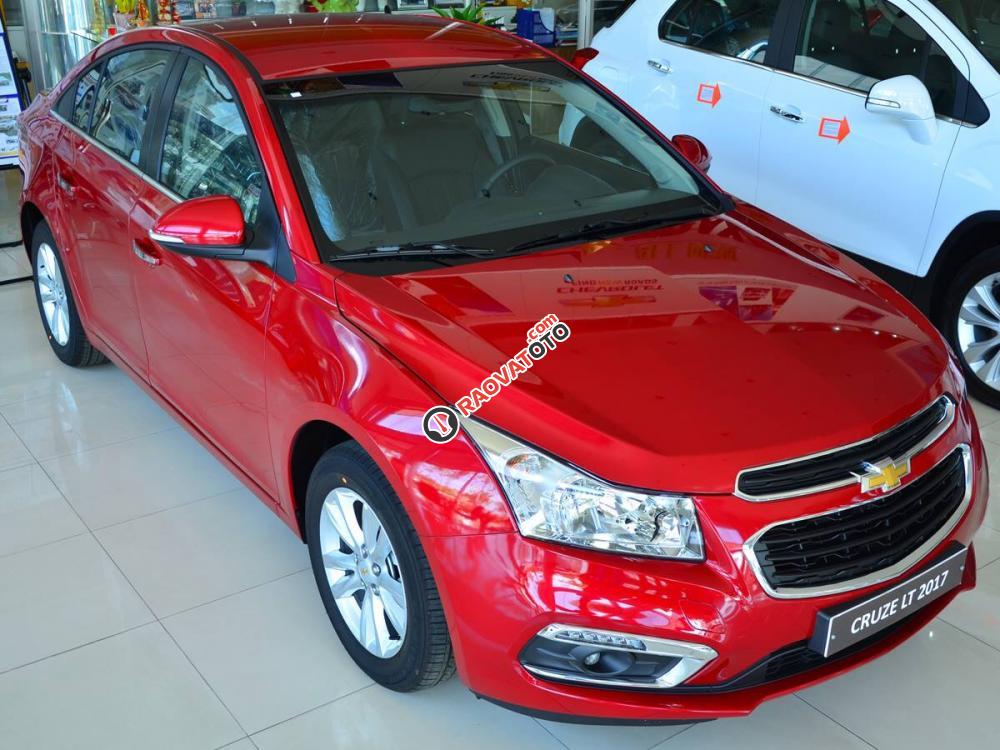 Bán ô tô Chevrolet Cruze sản xuất 2017 màu đỏ, giá chỉ 589 triệu-1