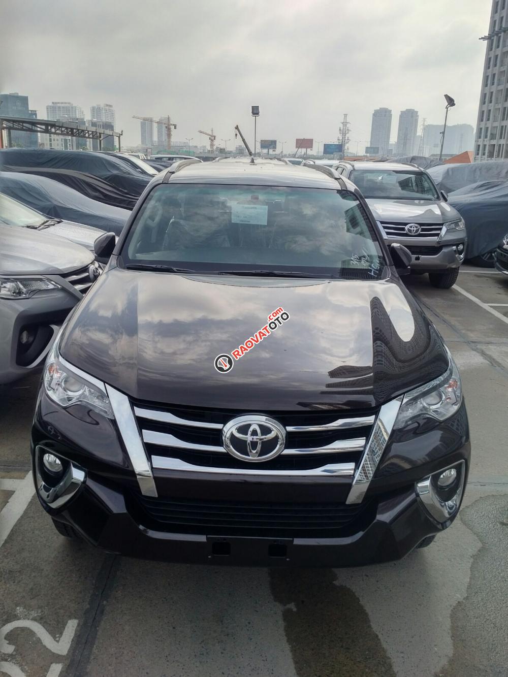 Bán xe Toyota Fortuner 2.4G máy dầu 2017 - 440 triệu lấy xe - có xe giao-1