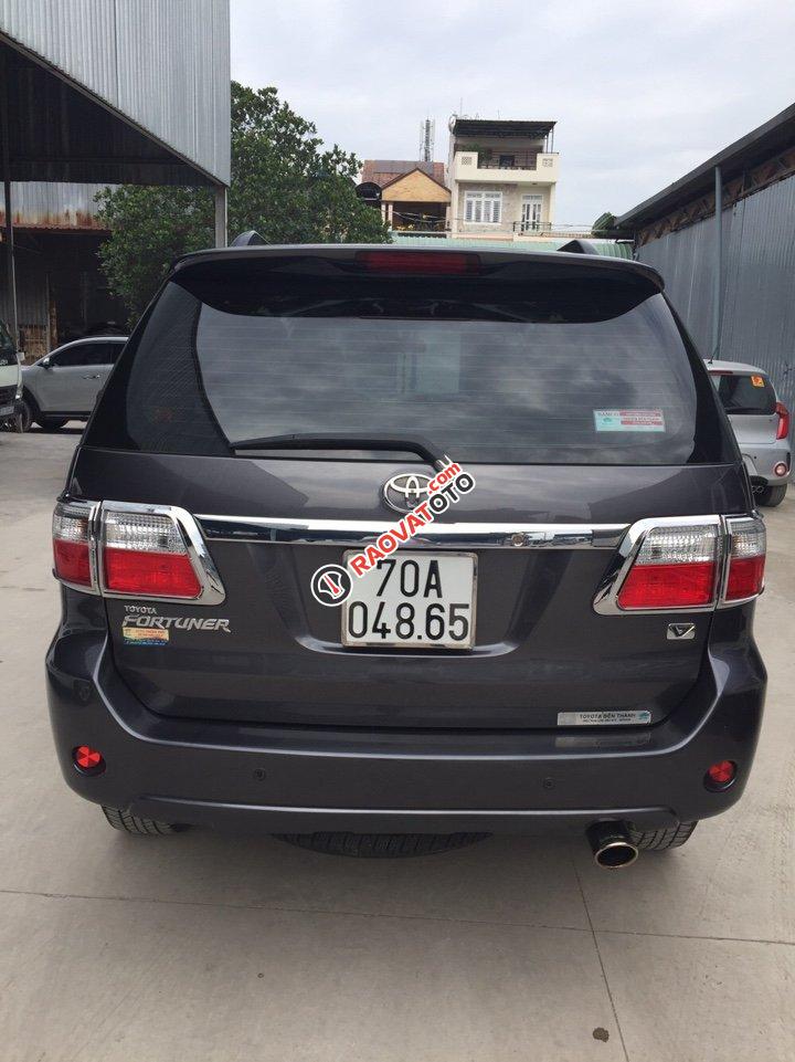 Bán Toyota Fortuner V 2.7AT, máy xăng, số tự động, sản xuất 2010, gốc Sài Gòn-4