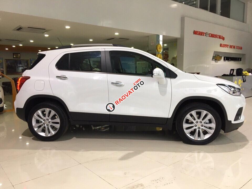 Cần bán xe Chevrolet Trax LT đời 2017, màu trắng, nhập khẩu nguyên chiếc-5