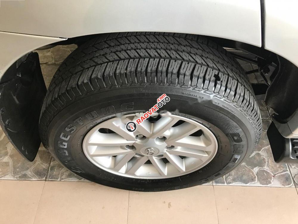 Bán Toyota Fortuner 2.5G đời 2014, màu bạc số sàn-8