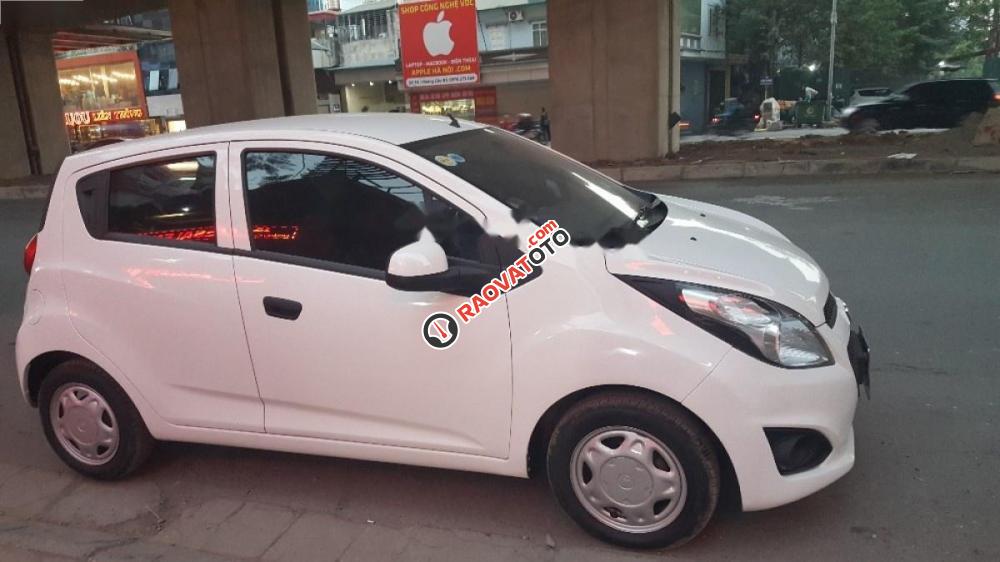 Cần bán xe Chevrolet Spark LS 1.0 MT đời 2015, màu trắng như mới-3