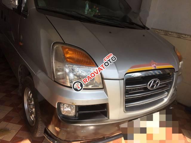 Cần bán xe Hyundai Starex đời 2007, màu bạc-1