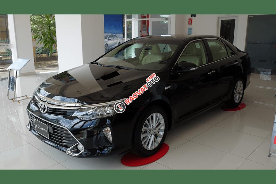 Bán Toyota Camry 2.0E model 2018 giá cạnh tranh, tặng phụ kiện chính hãng, hỗ trợ trả góp 80% giá trị xe-0